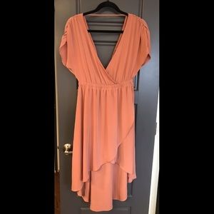 Maude Women’s M Dress